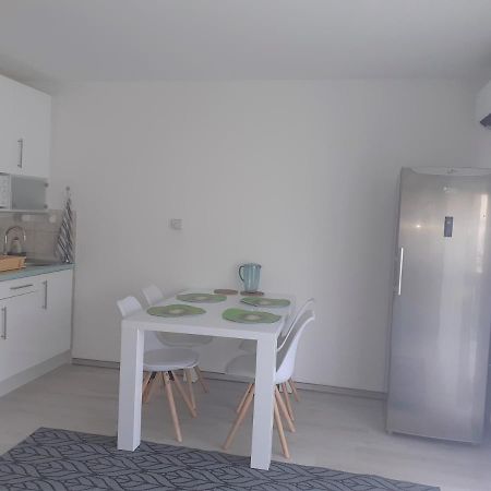 Liliom Apartman Leilighet Hévíz Eksteriør bilde